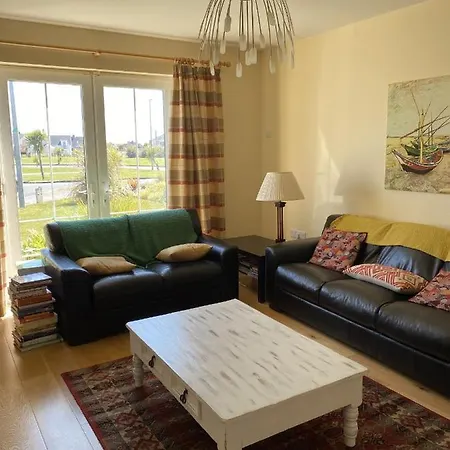 Walsheslough, Rosslare Strand, County Wexford - 3 Bedroom Sleeps 6 Rosslare Harbour